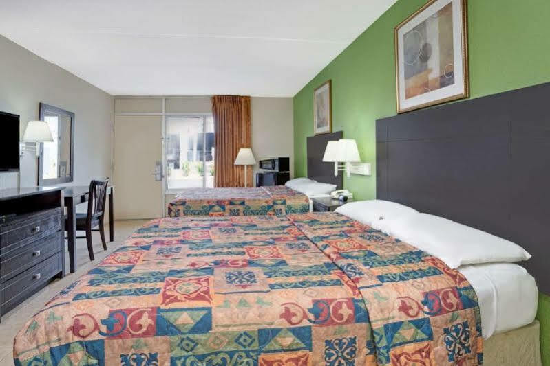 Surestay Hotel By Best Western Jacksonville South Exteriör bild
